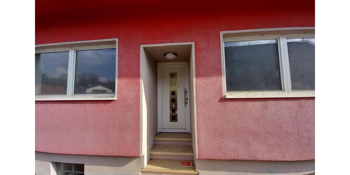 Erdgeschoßwohnung Oberthal - 1 Zimmer, 70 m&sup2;, 550&euro; | Angebot:26292780