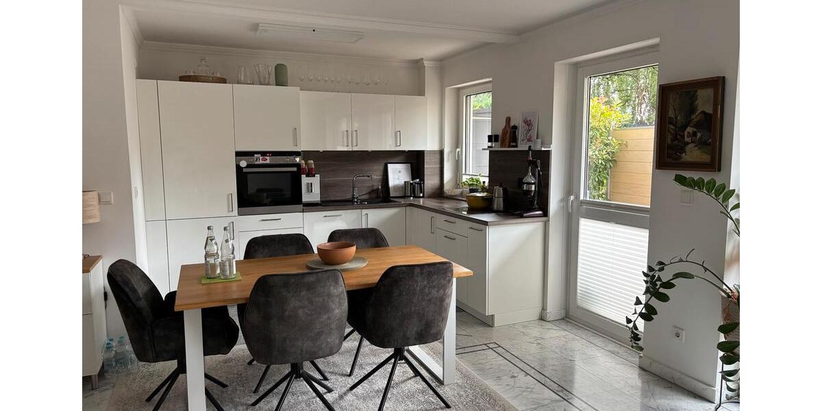 Erdgeschoßwohnung Solingen Ohligs - 2 Zimmer, 65 m&sup2;, 1.100&euro; | Angebot:26090528