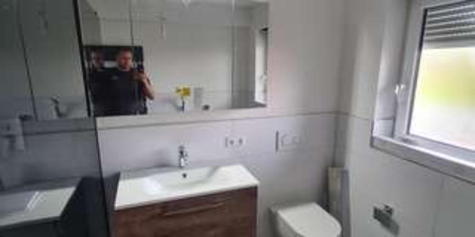 Etagenwohnung Grabenstetten - 4 Zimmer, 136 m&sup2;, 1.580&euro; | Angebot:25334960