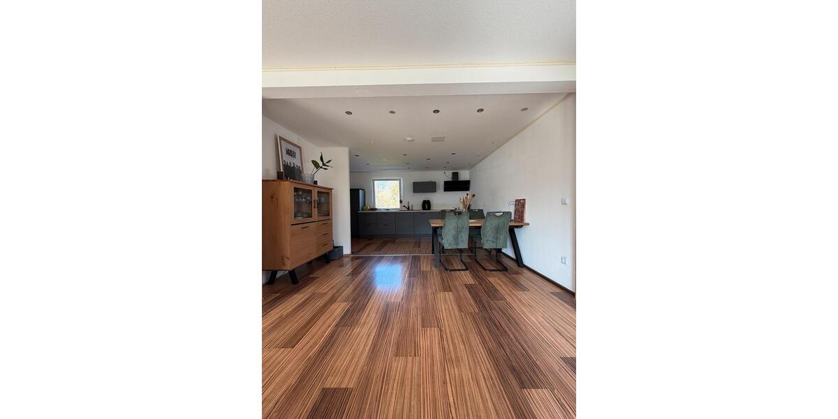 Etagenwohnung Salzhemmendorf - 2 Zimmer, 100 m&sup2;, 1.050&euro; | Angebot:25808132