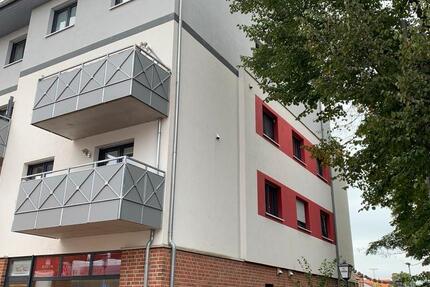 Neuwertige Wohnung mit 2-Zimmern sowie Balkon und EBK in Sehnde