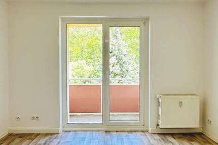 Wohnung zum Mieten in Freital 384,86 € 48.41 m²
