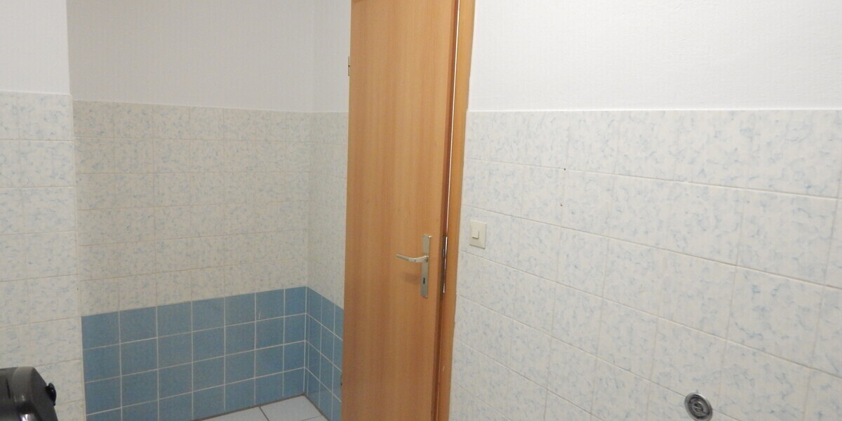 Attraktive Büro- & Ladenfläche in 83416 Saaldorf – 66 m², auch teilbar ab 27 m² - Gewerbeobjekt Saaldorf-Surheim Saaldorf-Surheim | Angebot:23165437