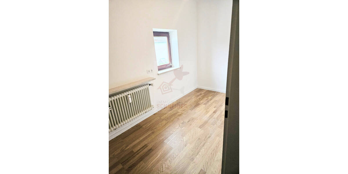 Etagenwohnung München Trudering-Riem - 2 Zimmer, 101 m&sup2;, 1.490&euro; | Angebot:26108086