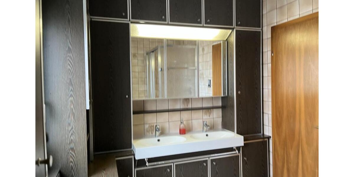 6 Zimmerwohnung mit großer Sonnenterrasse 6 zimmer