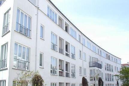 Günstige 2-Zimmer-Wohnung in einer Seniorenanlage für Mieter ab 60 Jahren und WBS über 50 qm zimmer