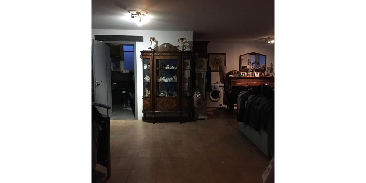 Doppelhaushälfte Remscheid Reinshagen - 6 Zimmer, 235 m&sup2;, 1.400&euro; | Angebot:25103837