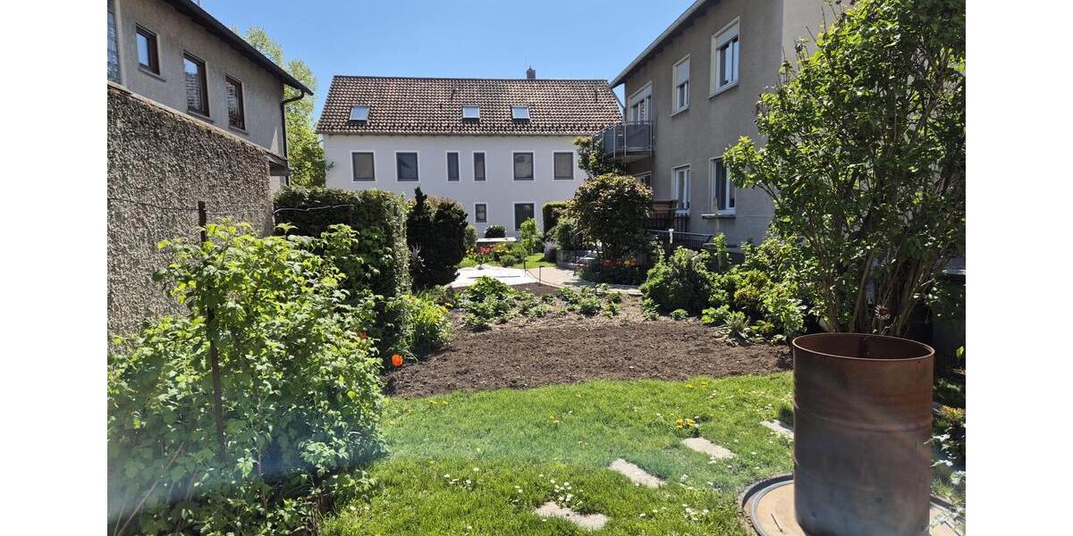 Etagenwohnung Bergrheinfeld - 4 Zimmer, 125 m&sup2;, 1.000&euro; | Angebot:26267710