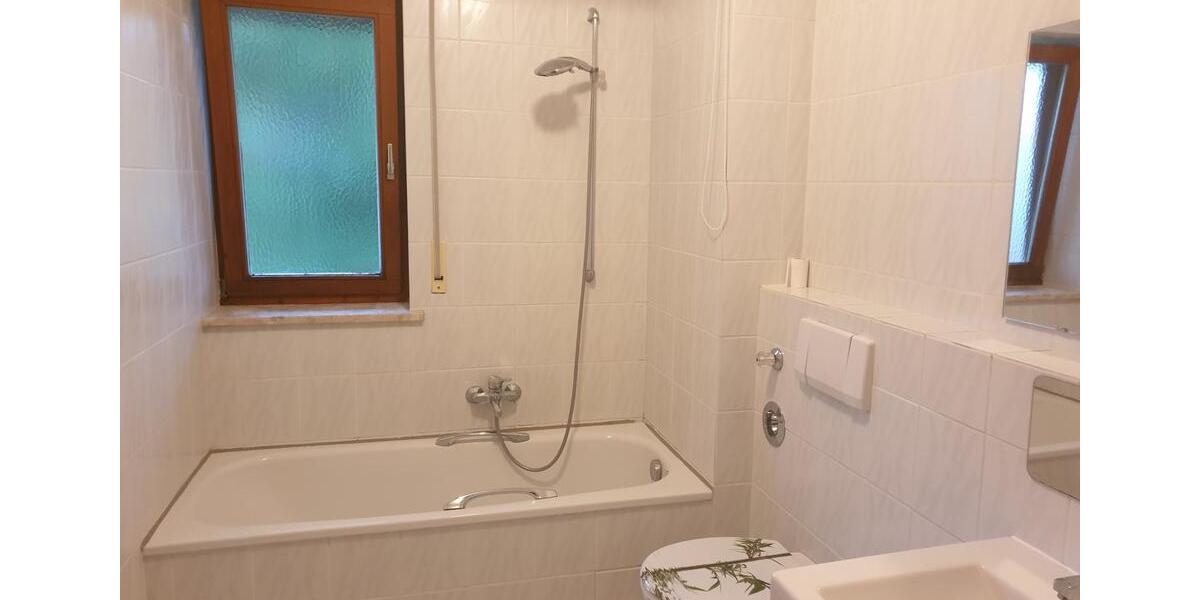 Etagenwohnung Waldmünchen - 4 Zimmer, 86 m&sup2;, 685&euro; | Angebot:25811075