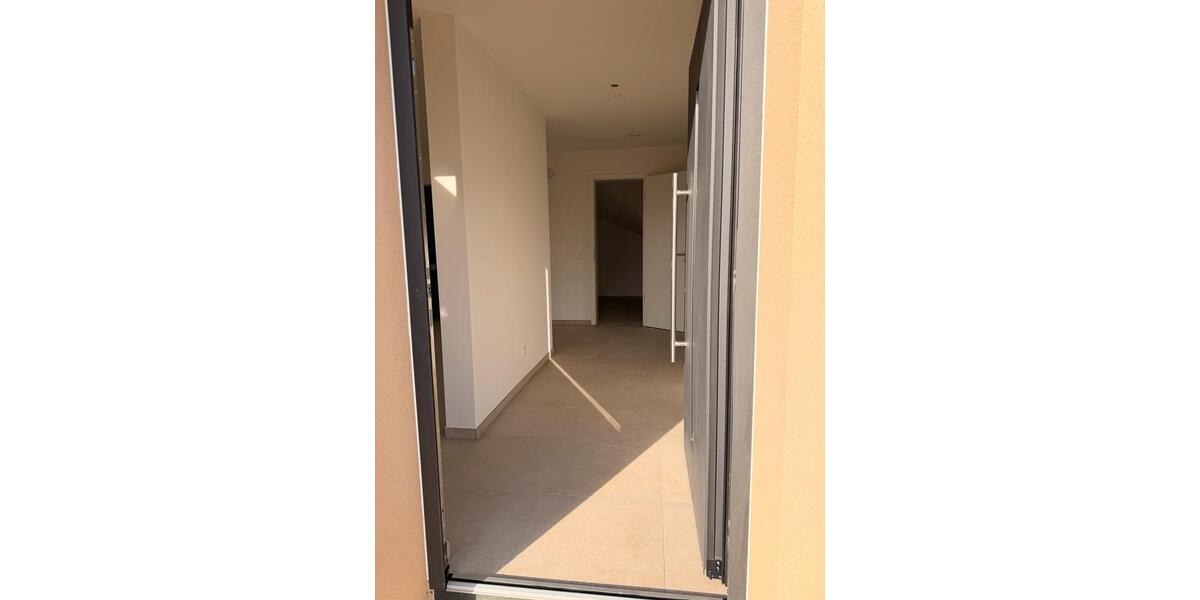 Erdgeschoßwohnung Zülpich - 3 Zimmer, 80 m&sup2;, 1.035&euro; | Angebot:26374089