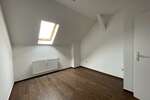 Studis aufgepasst! Modernisierte 2 Raum-Wohnung mit neuem Bad + Fußboden! 2 zimmer
