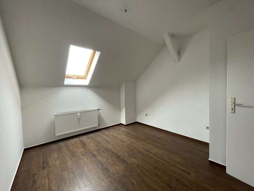 Studis aufgepasst! Modernisierte 2 Raum-Wohnung mit neuem Bad + Fußboden! 2 zimmer