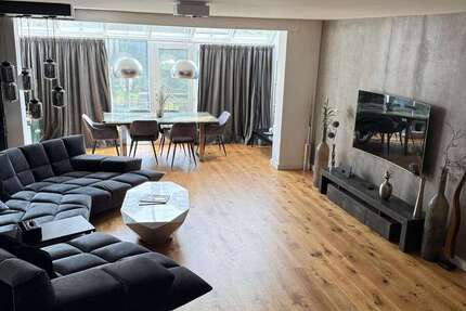 Haus Berlin Reinickendorf - 5.5 Zimmer, 220 m&sup2;, 3.100&euro; | Angebot:27320929