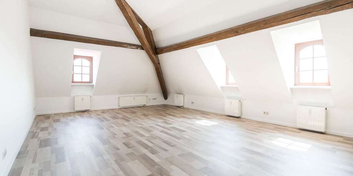 Etagenwohnung Löbau - 3 Zimmer, 84 m&sup2;, 504&euro; | Angebot:25287392