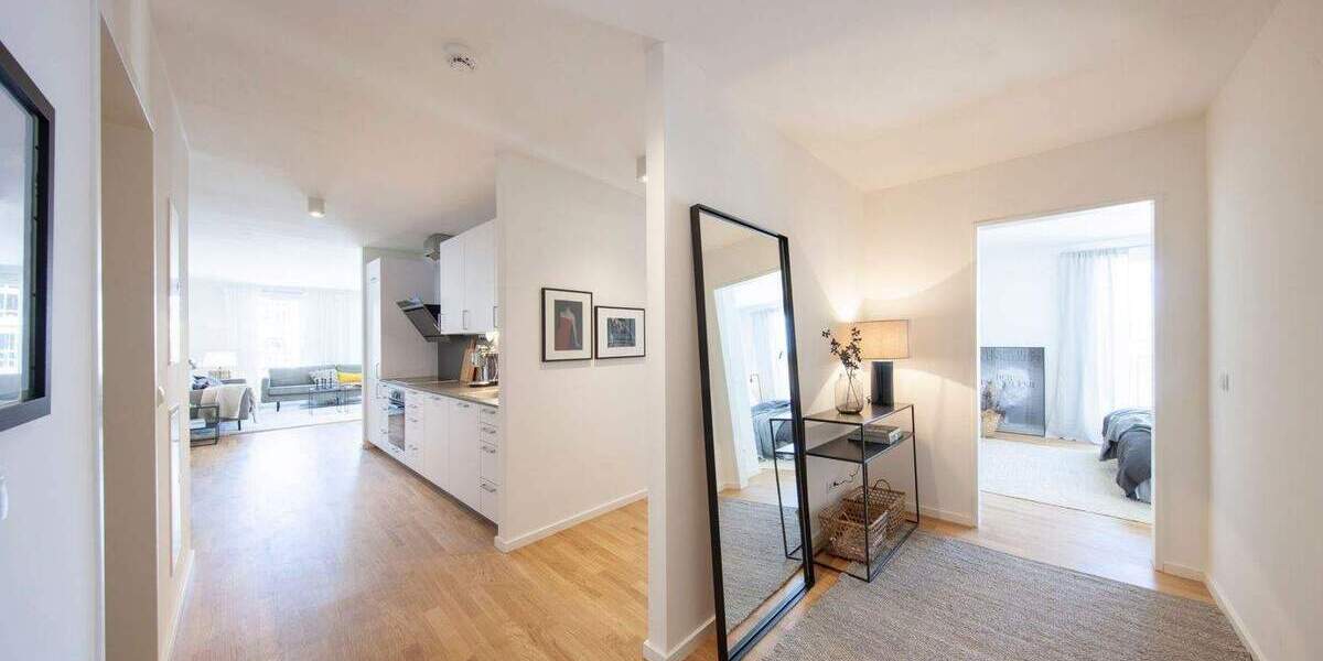 Etagenwohnung München Thalk.Obersendl.-Forsten-Fürstenr.-Solln - 4 Zimmer, 108 m&sup2;, 2.475&euro; | Angebot:25210499
