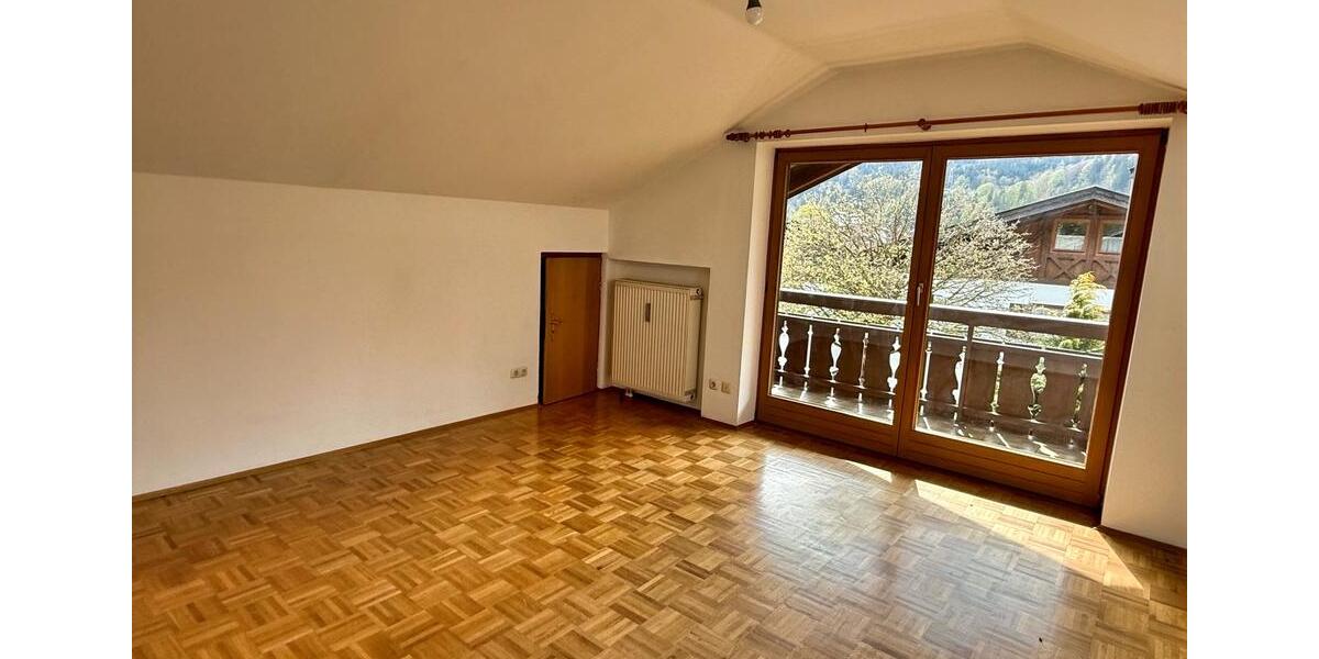 Dachgeschoßwohnung Garmisch-Partenkirchen Breitenau - 2 Zimmer, 53 m&sup2;, 900&euro; | Angebot:26634318