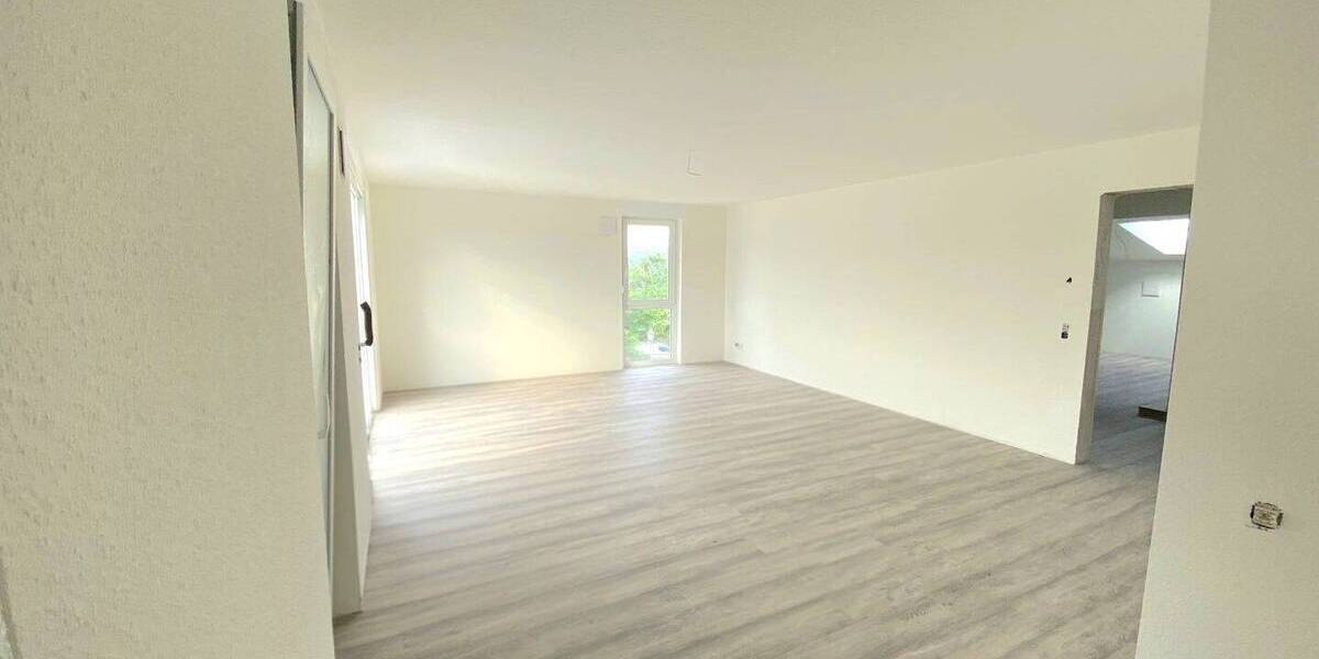 Etagenwohnung Linkenheim-Hochstetten Linkenheim - 3 Zimmer, 96 m&sup2;, 1.320&euro; | Angebot:26156235