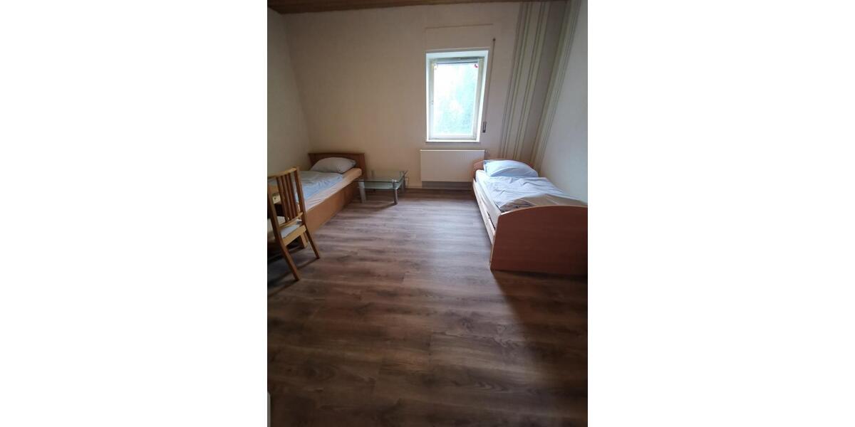 Wohnen auf Zeit Mindelheim - 5 Zimmer, 135 m&sup2;, 4.000&euro; | Angebot:25921051