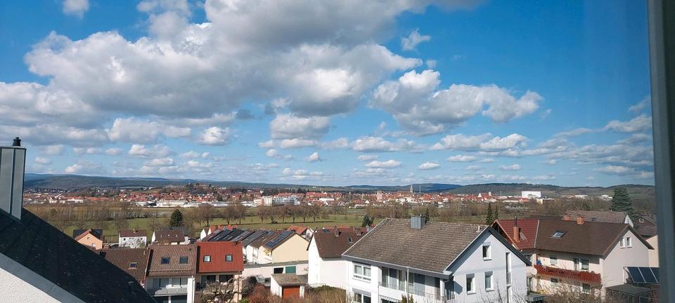 Dachgeschoßwohnung Bad Neustadt an der Saale - 2 Zimmer, 74 m&sup2;, 830&euro; | Angebot:25311277