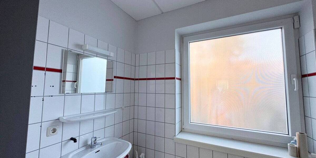 Schöne Bürofläche in zentraler Lage von Geismar! 3 zimmer