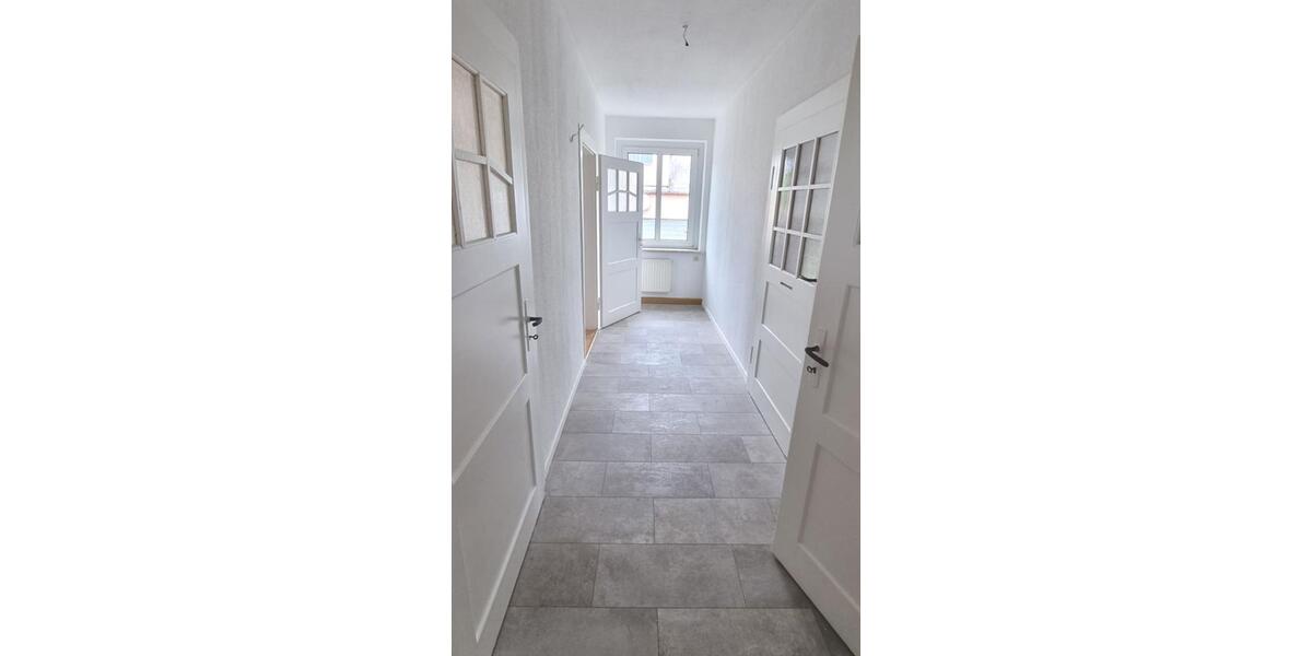 Etagenwohnung Geringswalde - 3 Zimmer, 74 m&sup2;, 460&euro; | Angebot:25567418