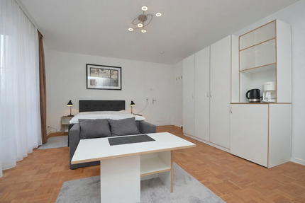 WG-Zimmer in Stuttgart-Mitte mit Balkon 1 zimmer