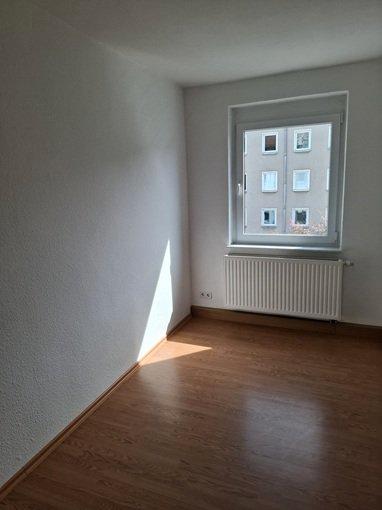Etagenwohnung Ebeleben - 3 Zimmer, 66 m&sup2;, 394&euro; | Angebot:26337145