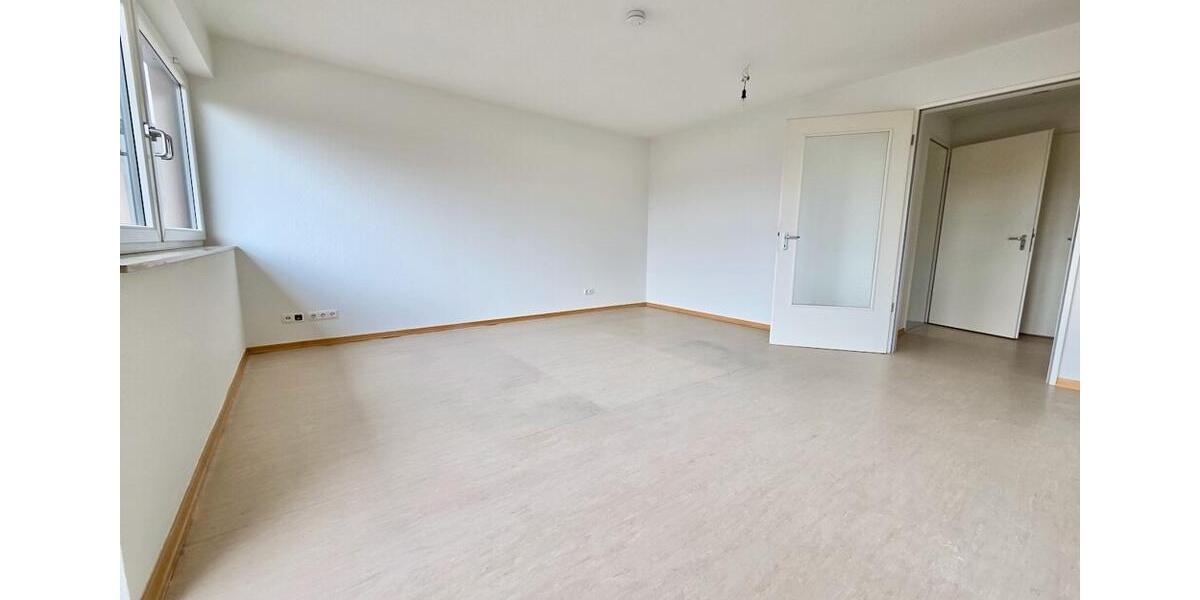 Dachgeschoßwohnung Dresden Neustadt - 1.5 Zimmer, 47 m&sup2;, 530&euro; | Angebot:26001478