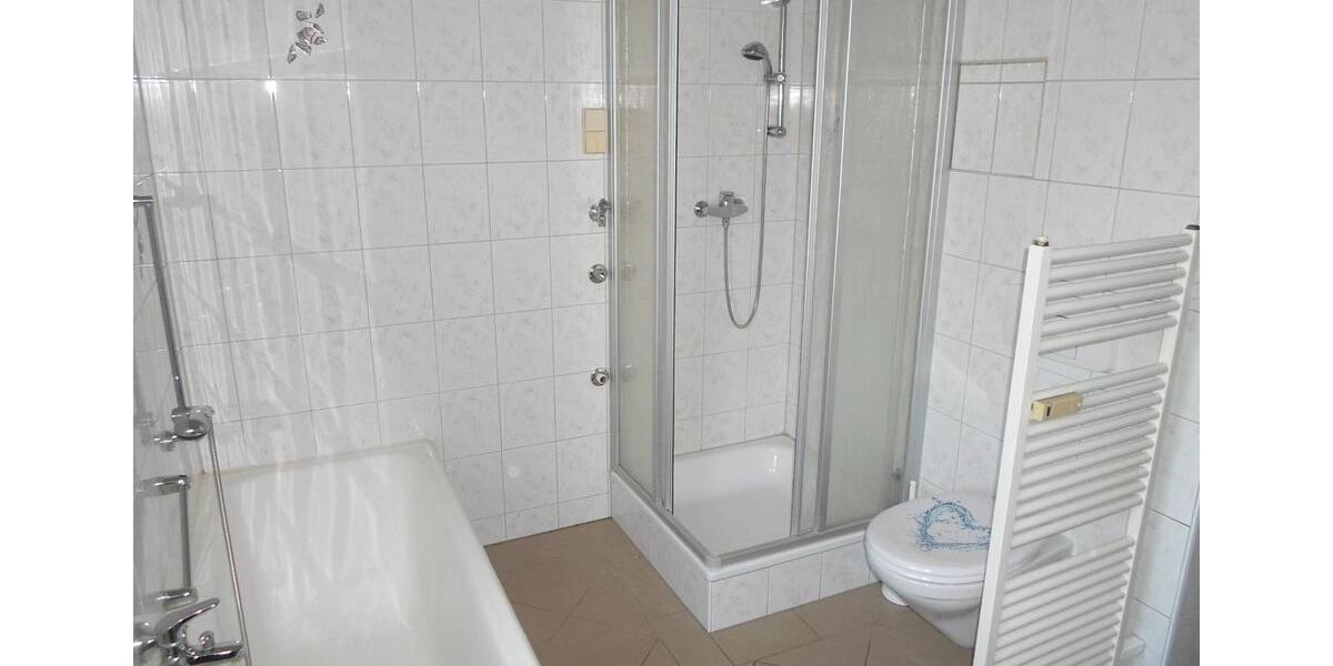 3 Raum Wohnung sowie Wohnküche 3 zimmer