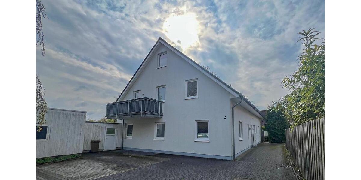 Dachgeschoßwohnung Edewecht - 2 Zimmer, 60 m&sup2;, 680&euro; | Angebot:26663657