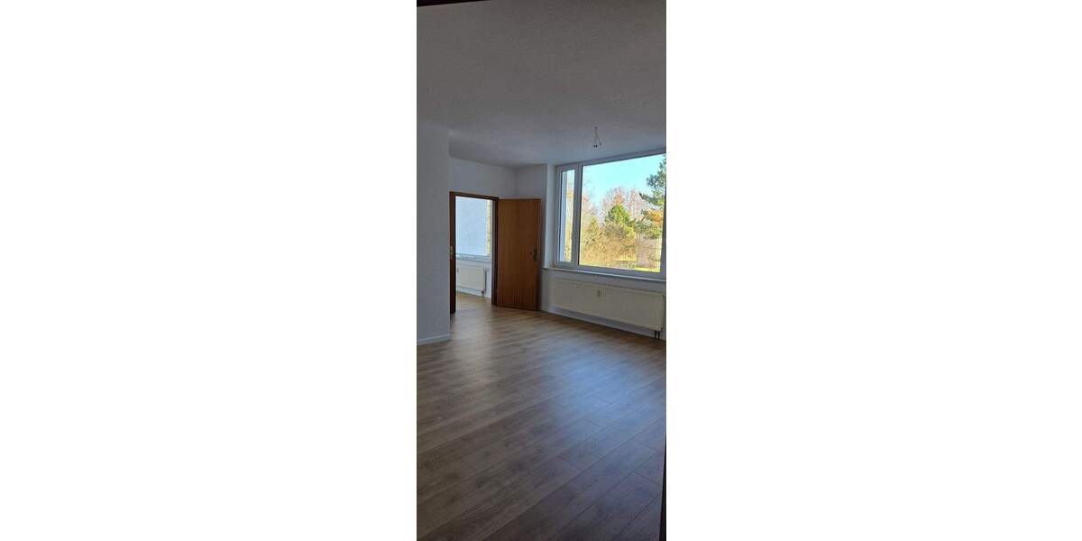 Etagenwohnung Burgstädt Burkersdorf - 1 Zimmer, 37 m&sup2;, 250&euro; | Angebot:25730764