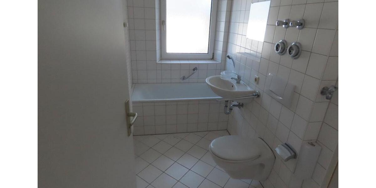 Etagenwohnung Röslau - 4 Zimmer, 63 m&sup2;, 450&euro; | Angebot:26192989
