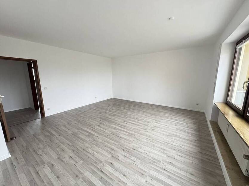 2-Zimmer-Wohnung mit Loggia und TG-Stellplatz