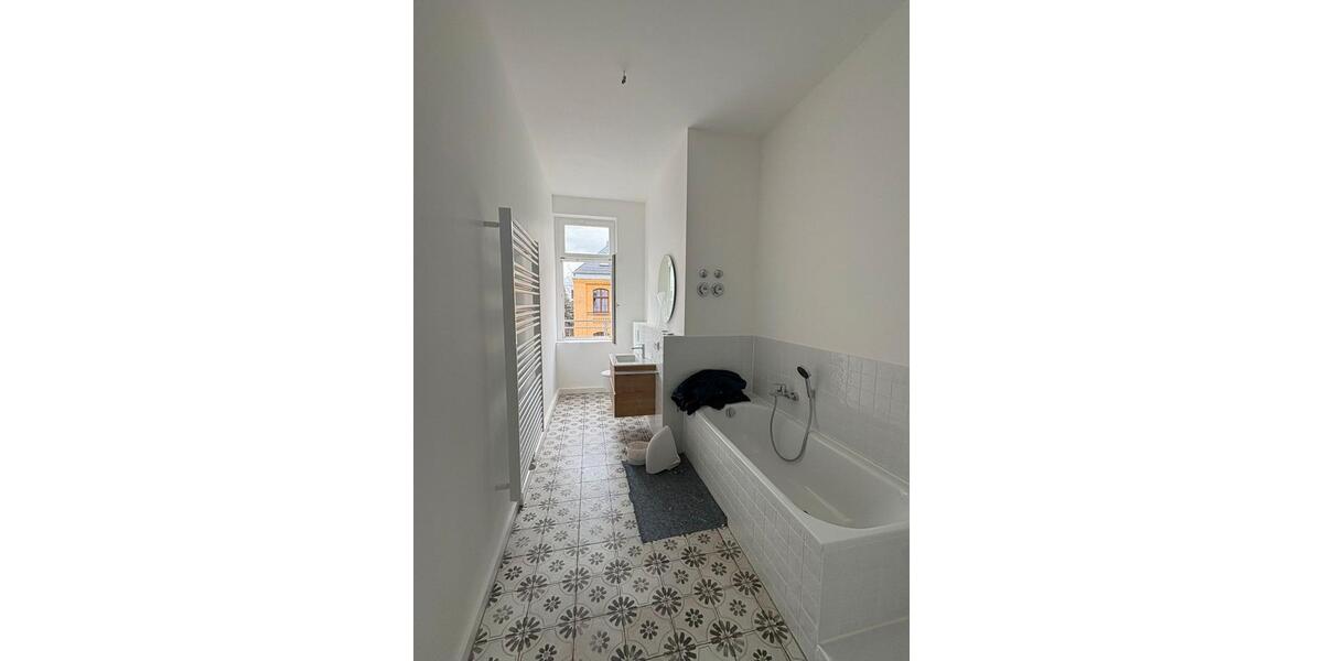 Etagenwohnung Leipzig Ost - 5 Zimmer, 142 m&sup2;, 1.700&euro; | Angebot:26051538