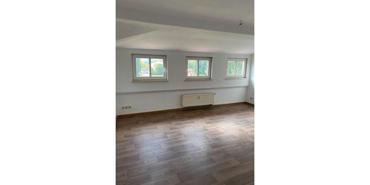Dachgeschoßwohnung Kamenz - 1 Zimmer, 36 m&sup2;, 290&euro; | Angebot:26380124