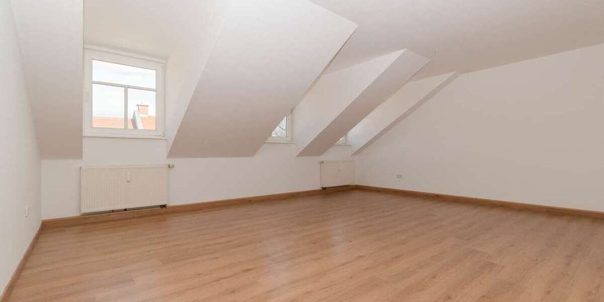 Etagenwohnung Wurzen Altstadt - 4 Zimmer, 94 m&sup2;, 615&euro; | Angebot:27165567