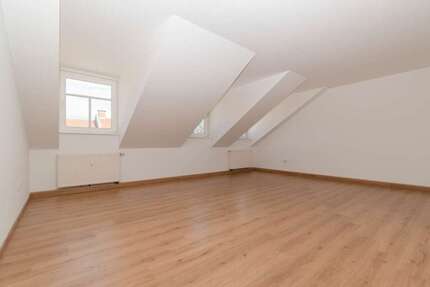 Wohnung Wurzen Altstadt - 4 Zimmer, 94 m&sup2;, 615&euro; | Angebot:27165567