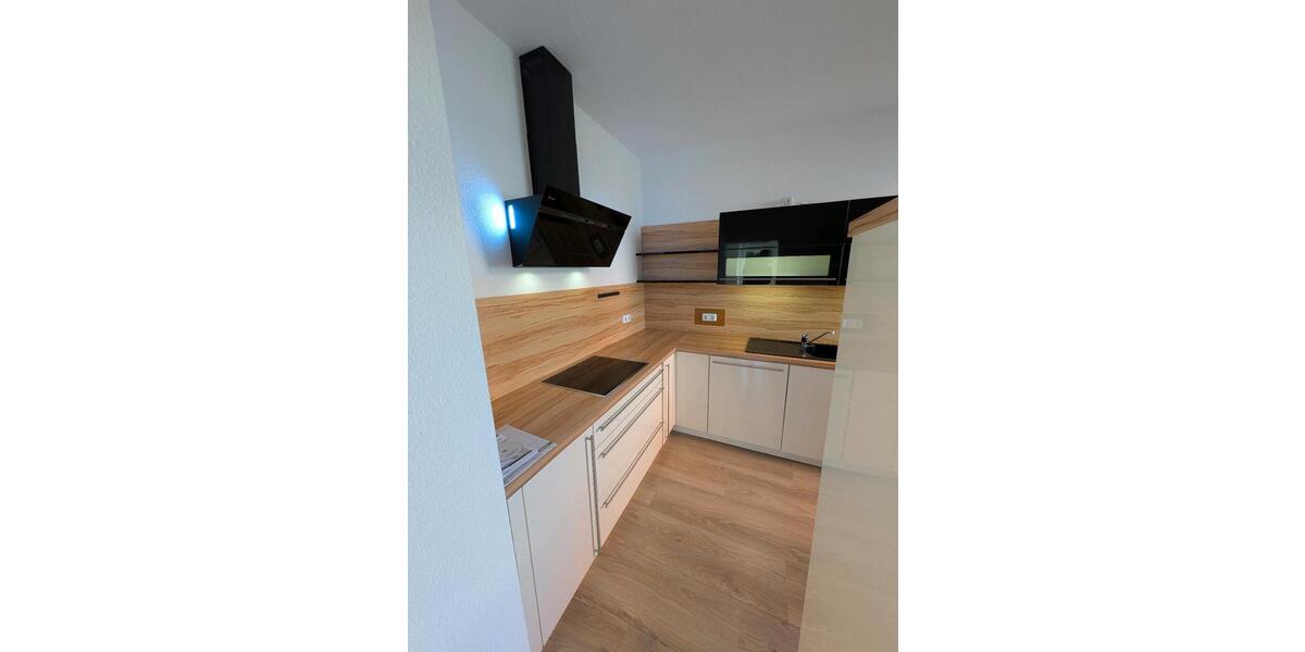Erdgeschoßwohnung Chemnitz Altchemnitz - 3.5 Zimmer, 94 m&sup2;, 720&euro; | Angebot:26704619