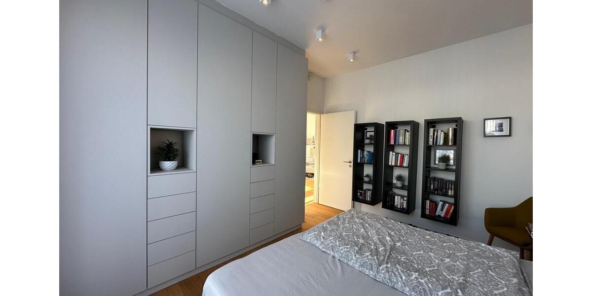 Etagenwohnung Düsseldorf Stadtbezirk 2 - 2 Zimmer, 74 m&sup2;, 1.400&euro; | Angebot:26580207