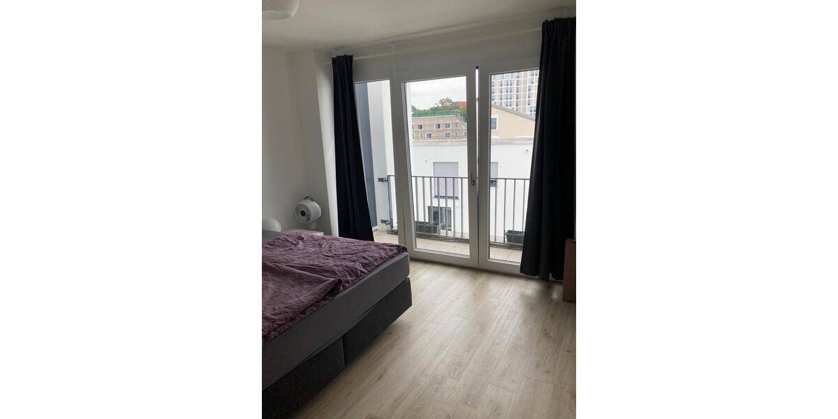 Etagenwohnung Wolfsburg - 2 Zimmer, 83 m&sup2;, 899&euro; | Angebot:26086545