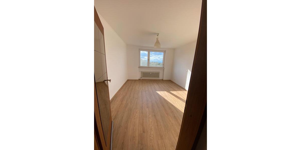 Etagenwohnung Hochheim am Main - 1 Zimmer, 65 m&sup2;, 1.030&euro; | Angebot:25933541