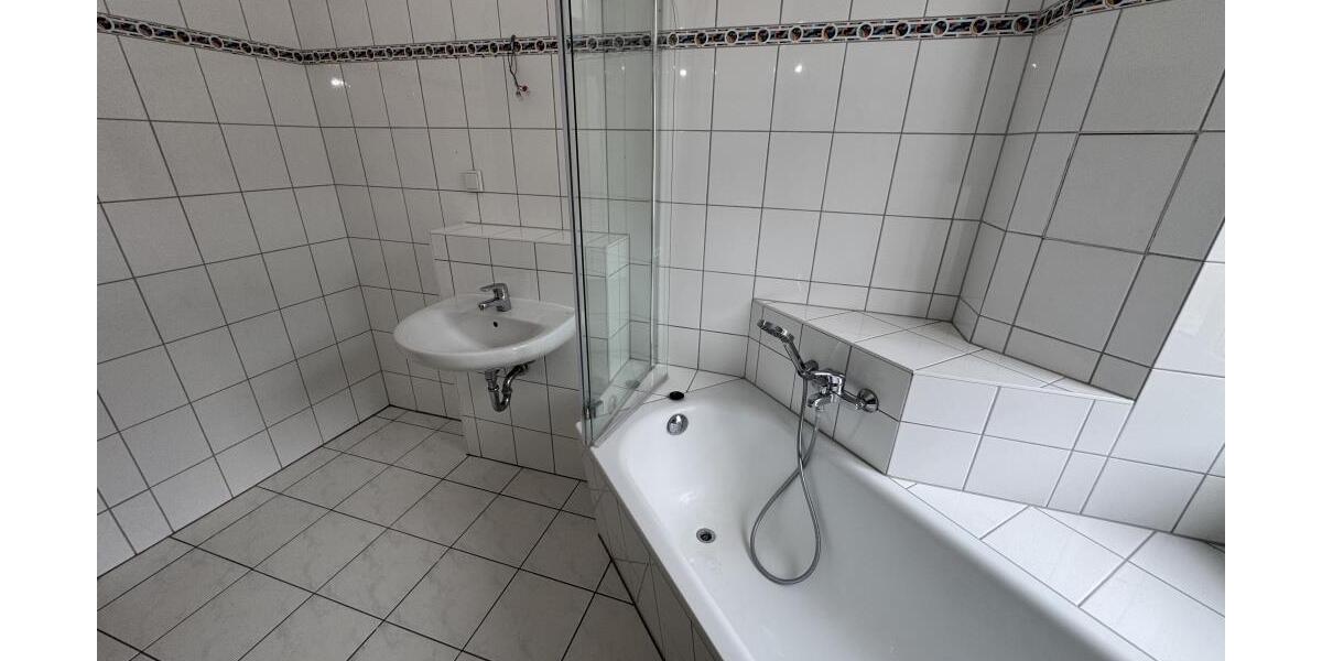 Tierparkseite-Debschwitz! Großzügige 3-Raum Wohnung mit großem Balkon! - Etagenwohnung Gera Debschwitz | Angebot:26145515