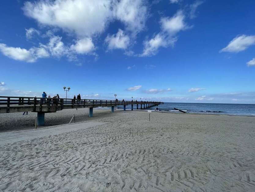 Ihr eigenes Haus direkt an der OSTSEE! Mit Wintergarten, Einbauküche und EinliegerWohnung!