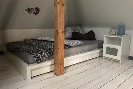 Möbliertes Zimmer 1 zimmer