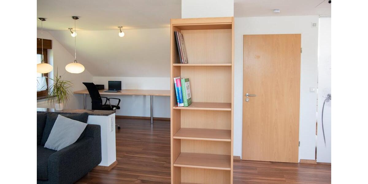 Dachgeschoßwohnung Kronach - 3 Zimmer, 72 m&sup2;, 735&euro; | Angebot:23471069