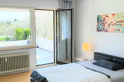 löffelfertiges WG-Zimmer mit Internet, TV, Gästeküche, BadWc-Mitbenützung, Waschmaschine und Balkon