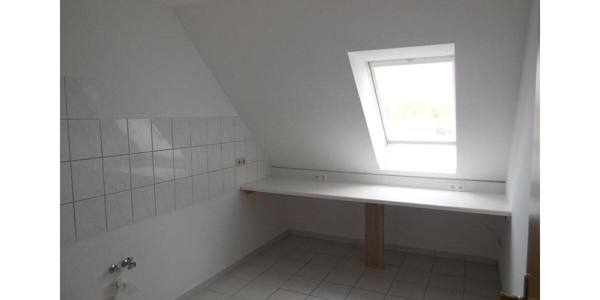 Dachgeschoßwohnung Königswartha - 2 Zimmer, 69 m&sup2;, 260&euro; | Angebot:24561636