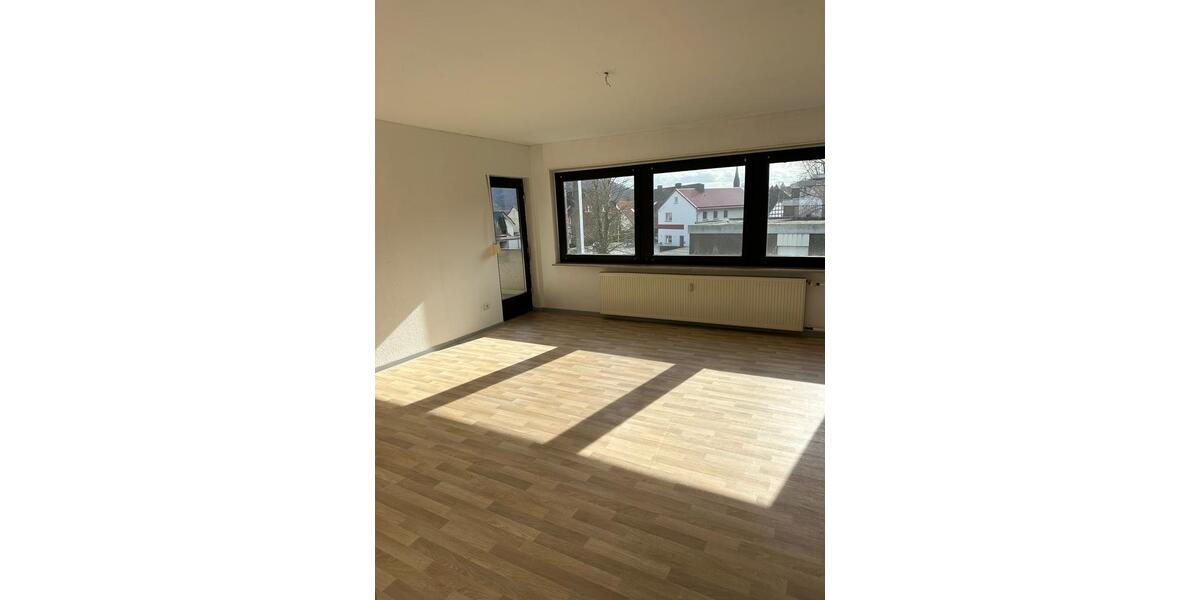 Etagenwohnung Porta Westfalica - 3 Zimmer, 87 m&sup2;, 690&euro; | Angebot:25499389