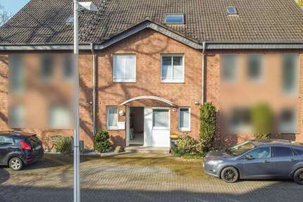 Haus Monheim am Rhein - 4 Zimmer, 133 m&sup2;, 2.000&euro; | Angebot:26884582