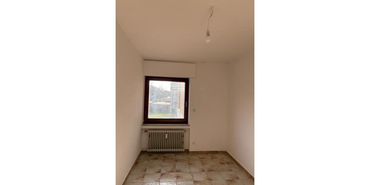 Etagenwohnung Eschweiler - 4 Zimmer, 107 m&sup2;, 900&euro; | Angebot:24830787